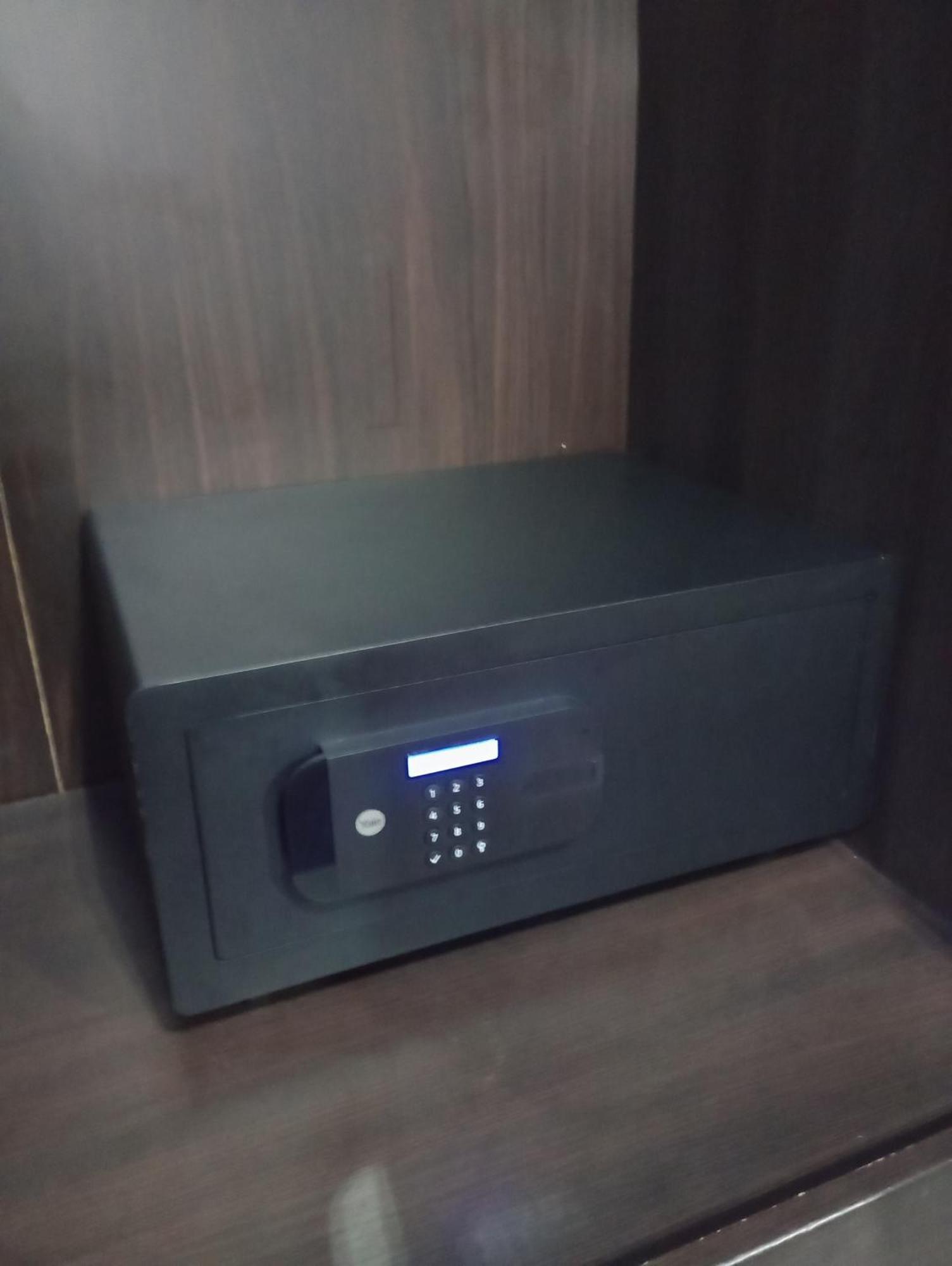 APARTAMENT VENGE -CAŁE MIESZKANIE 46m2 NA WYŁĄCZNOŚĆ - Z JEDNĄ SYPIALNIĄ I JEDNYM SYPIALNO-SALONEM -3 PIĘTRO BEZ WINDY- REZERWACJA BEZ KARTY KREDYTOWEJ-KLIMATYZACJA-NETFLIX-2 ŁÓŻECZKA DZIECIĘCE-ŚNIADANIE XXL 30zł Breslavia Exterior foto