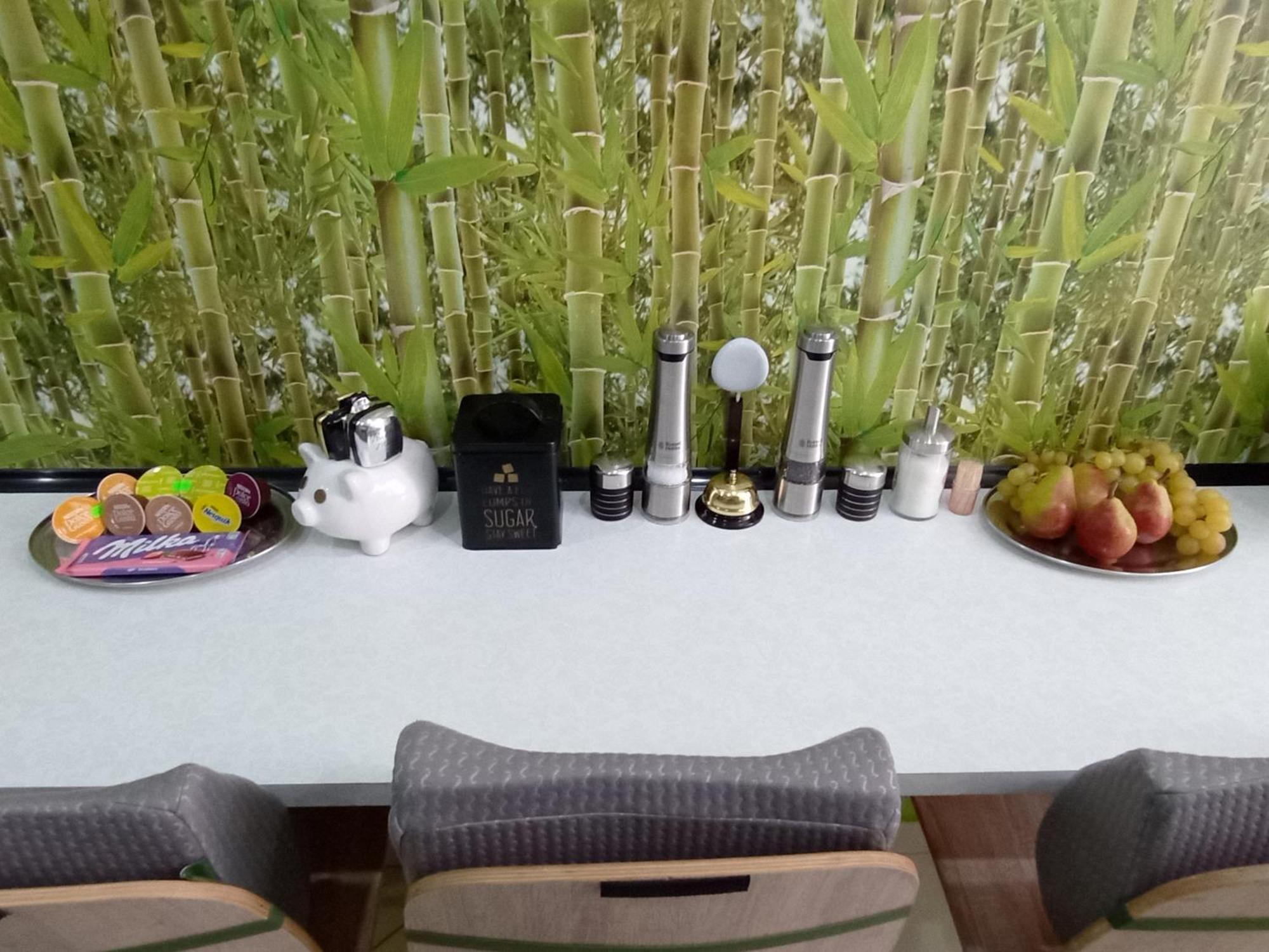 APARTAMENT VENGE -CAŁE MIESZKANIE 46m2 NA WYŁĄCZNOŚĆ - Z JEDNĄ SYPIALNIĄ I JEDNYM SYPIALNO-SALONEM -3 PIĘTRO BEZ WINDY- REZERWACJA BEZ KARTY KREDYTOWEJ-KLIMATYZACJA-NETFLIX-2 ŁÓŻECZKA DZIECIĘCE-ŚNIADANIE XXL 30zł Breslavia Exterior foto