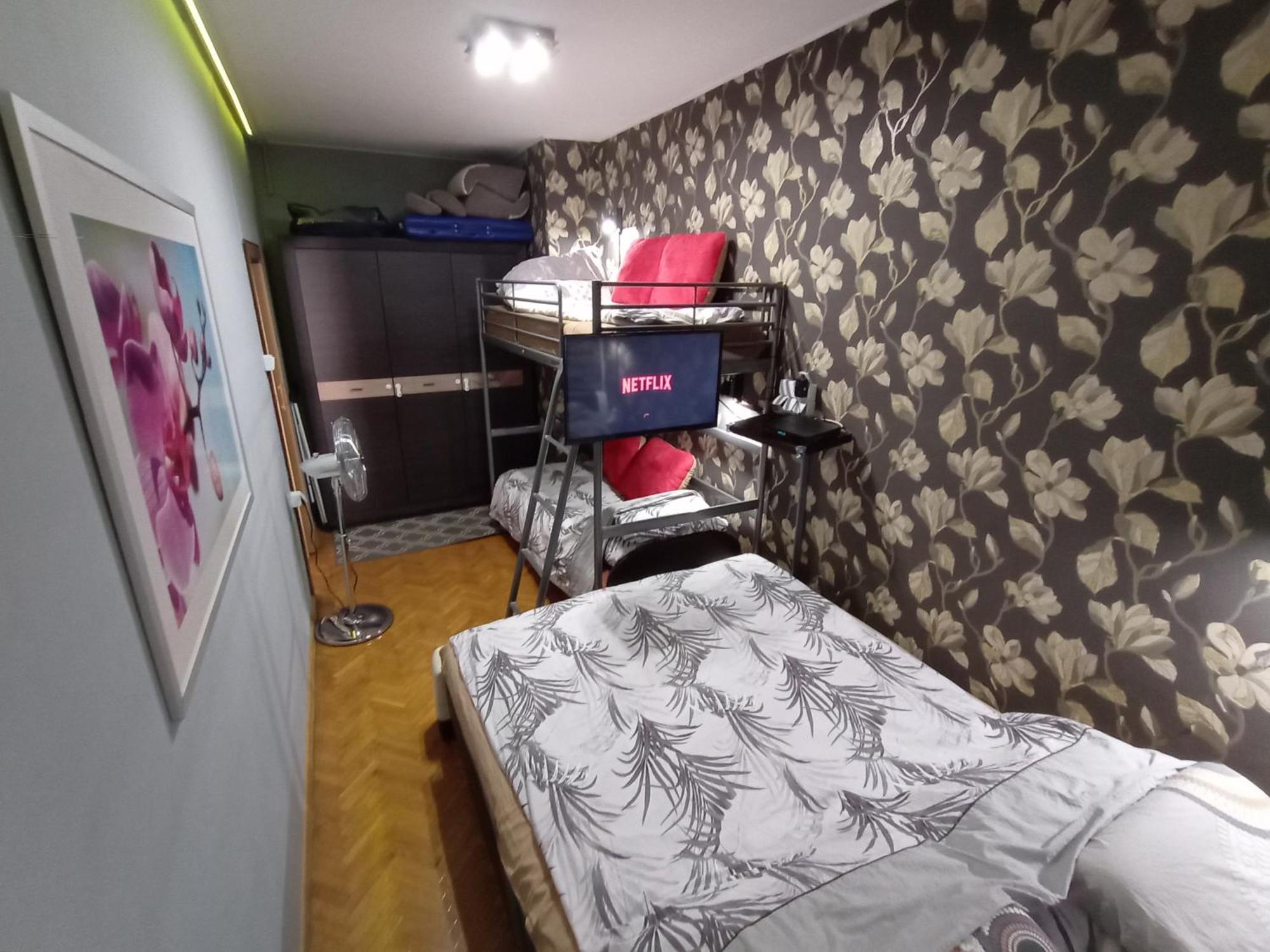 APARTAMENT VENGE -CAŁE MIESZKANIE 46m2 NA WYŁĄCZNOŚĆ - Z JEDNĄ SYPIALNIĄ I JEDNYM SYPIALNO-SALONEM -3 PIĘTRO BEZ WINDY- REZERWACJA BEZ KARTY KREDYTOWEJ-KLIMATYZACJA-NETFLIX-2 ŁÓŻECZKA DZIECIĘCE-ŚNIADANIE XXL 30zł Breslavia Exterior foto