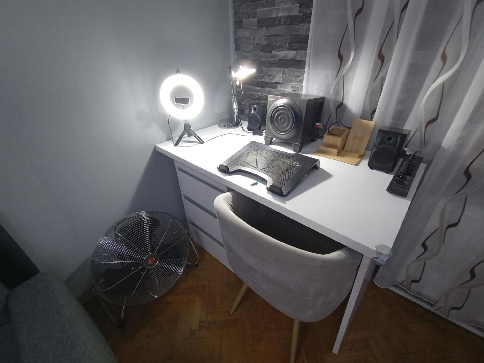 APARTAMENT VENGE -CAŁE MIESZKANIE 46m2 NA WYŁĄCZNOŚĆ - Z JEDNĄ SYPIALNIĄ I JEDNYM SYPIALNO-SALONEM -3 PIĘTRO BEZ WINDY- REZERWACJA BEZ KARTY KREDYTOWEJ-KLIMATYZACJA-NETFLIX-2 ŁÓŻECZKA DZIECIĘCE-ŚNIADANIE XXL 30zł Breslavia Exterior foto