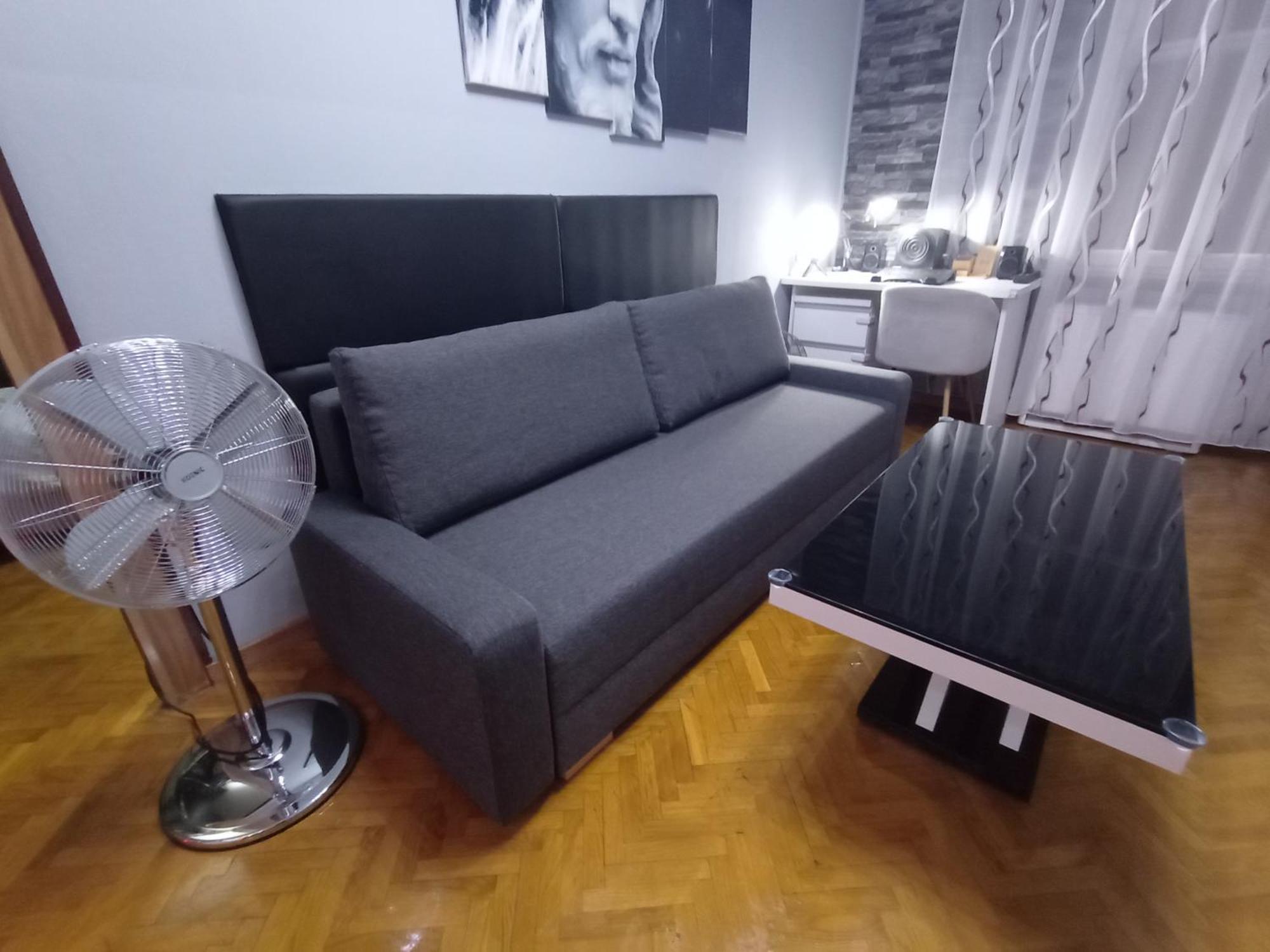 APARTAMENT VENGE -CAŁE MIESZKANIE 46m2 NA WYŁĄCZNOŚĆ - Z JEDNĄ SYPIALNIĄ I JEDNYM SYPIALNO-SALONEM -3 PIĘTRO BEZ WINDY- REZERWACJA BEZ KARTY KREDYTOWEJ-KLIMATYZACJA-NETFLIX-2 ŁÓŻECZKA DZIECIĘCE-ŚNIADANIE XXL 30zł Breslavia Exterior foto